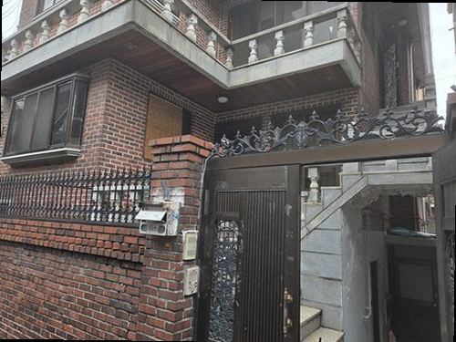 금산군 누수탐지 수도계량기 별침과 보일러 배관을 확인하는 현장 점검 모습