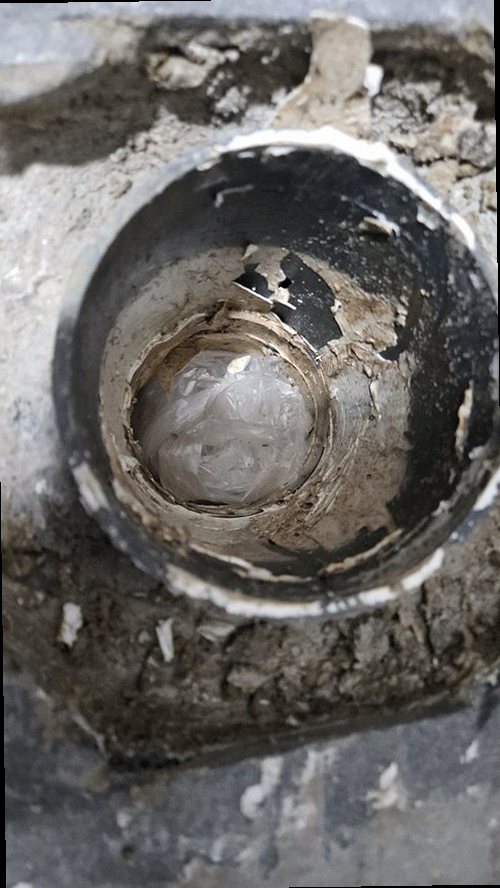 성북구 누수탐지 천장에 번진 물자국과 누수 피해 상태를 확인하는 현장