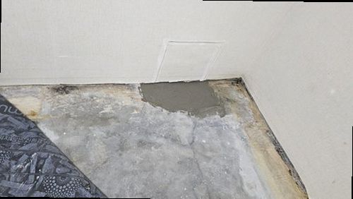 부산 남구 누수탐지 압력계와 누수 탐지 장비로 배관 상태를 확인하는 현장