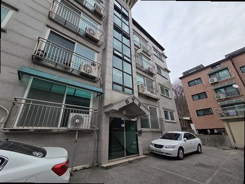 광주 누수탐지 천장에 번진 누수 흔적과 벽면 얼룩