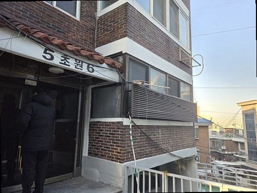 해운대구 누수탐지 수도계량기 별침과 배관 압력 게이지를 확인하는 누수 점검 현장