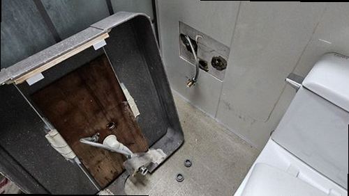 대전 동구 누수탐지 수도계량기 별침과 욕실 천장 물자국을 확인하는 현장