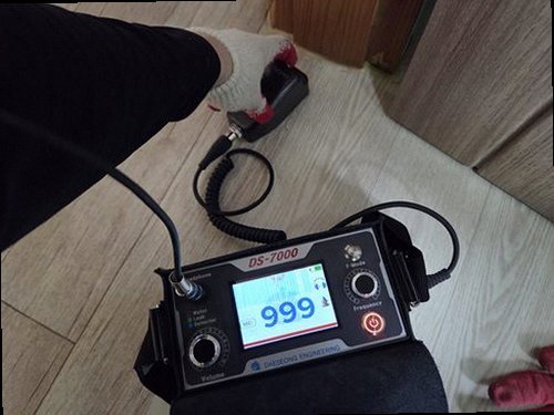 세종시 누수탐지 수도계량기 별침과 배관 압력 확인 장면