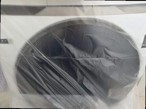 일산서구 누수탐지 가스탐지기와 청음탐지기를 이용해 누수 위치를 확인하는 모습