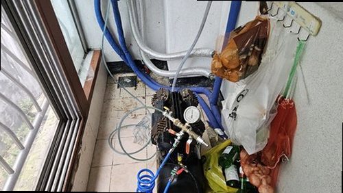 청주시 흥덕구 누수탐지 수도계량기 별침 움직임을 확인하는 현장