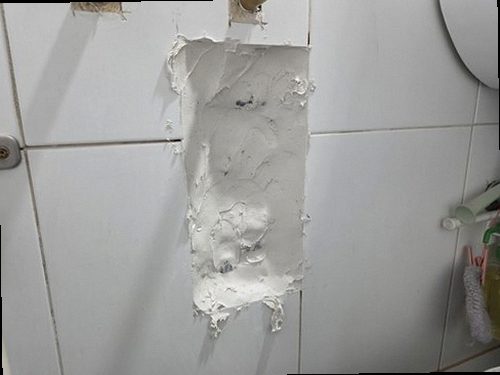 남양주 누수탐지 수도계량기 별침과 보일러 압력계를 확인하는 모습