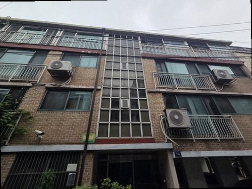 오정구 누수탐지 천장 얼룩과 배관 누수 여부를 점검하는 현장