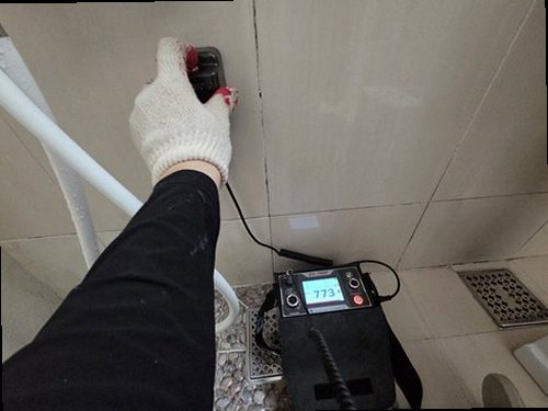 빌라 천장 누수 지점 보수 유성구 누수탐지 빌라 천장 누수 지점 보수